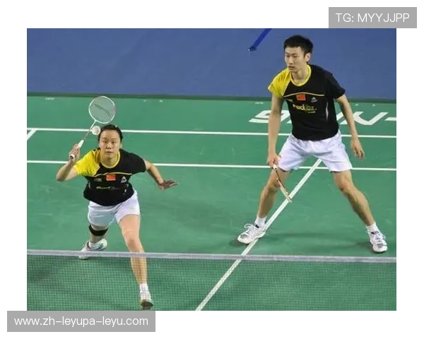 羽毛球扑球的时机 羽毛球扑球的时机